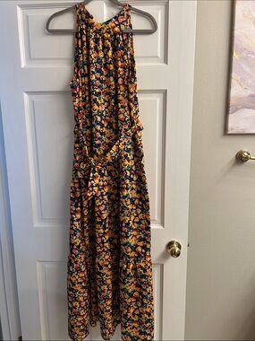 Sleeveless Floral Maxi Dress in Yellow & Navy